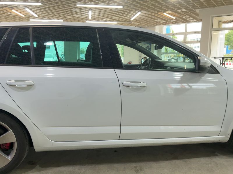 Skoda Octavia 2.0 TSI RS 2018 – снимка 10