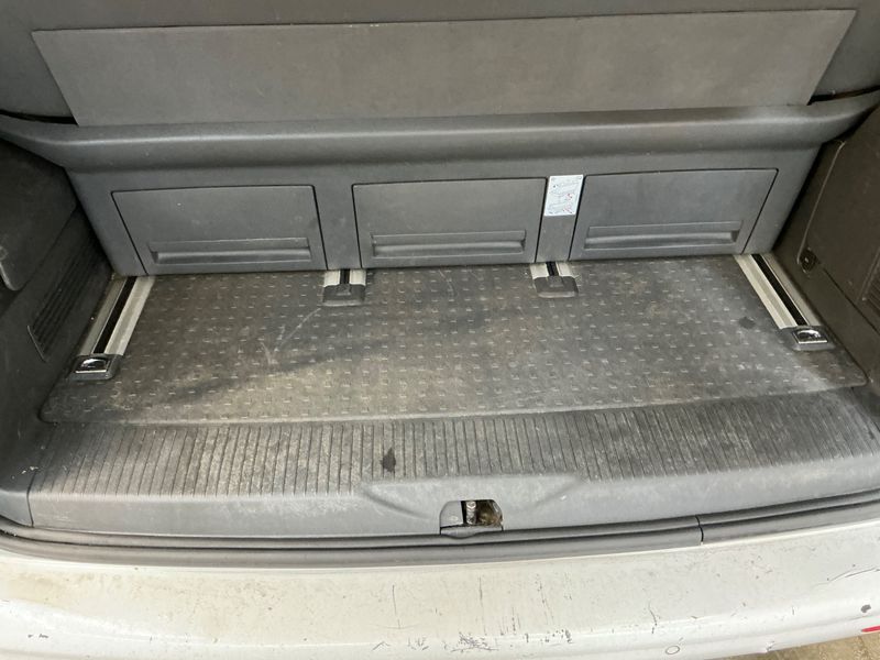 Volkswagen T5 Multivan 2.0 TDI Startline 2015 – снимка 38