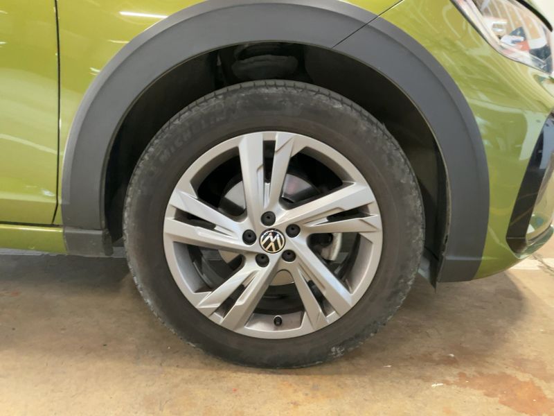 Volkswagen Taigo 1.0 TSI R-Line 2023 – снимка 11