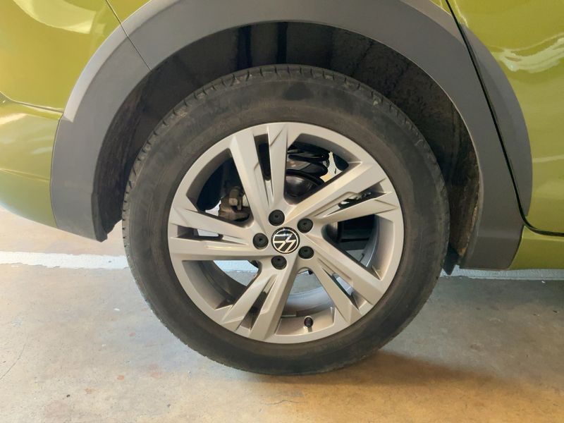 Volkswagen Taigo 1.0 TSI R-Line 2023 – снимка 9