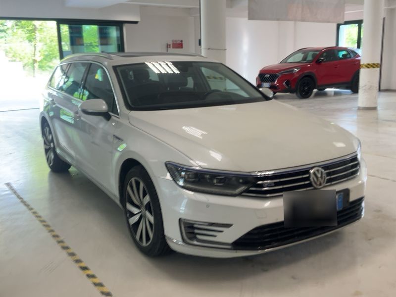 Volkswagen Passat 1.4 GTE 2017 – снимка 12