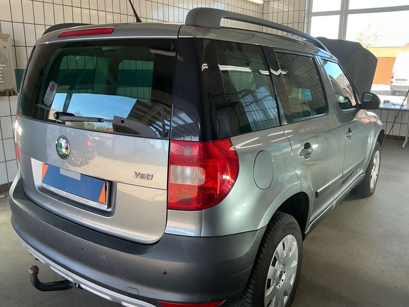 Skoda Yeti 1.4 TSI Active Plus Edition 2010 – снимка 2