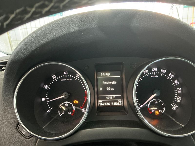 Skoda Yeti 1.4 TSI Active Plus Edition 2010 – снимка 4