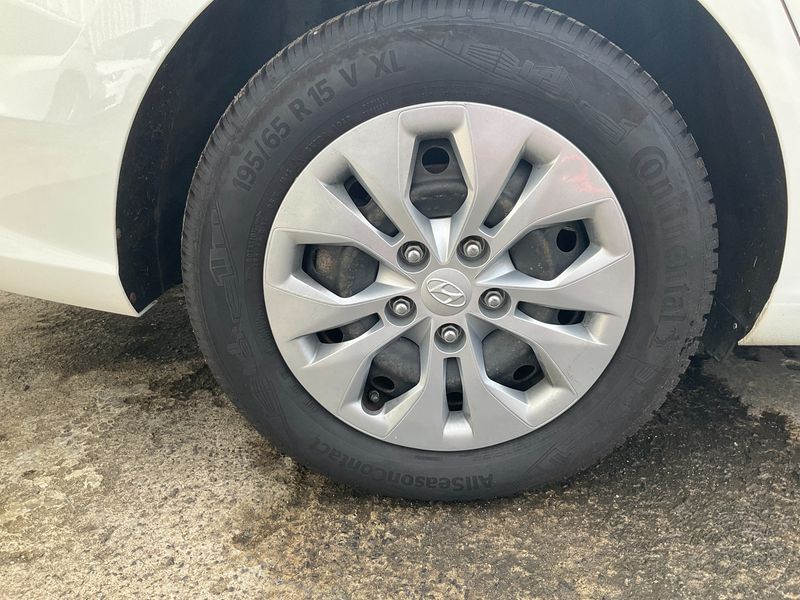 Hyundai i30 1.4 Select 2018 – снимка 9
