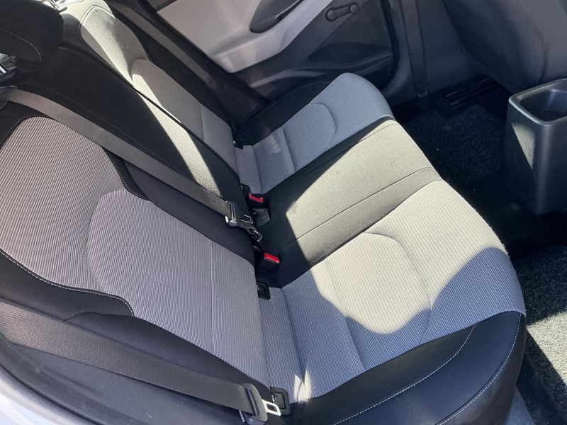 Hyundai i30 1.4 Select 2018 – снимка 34