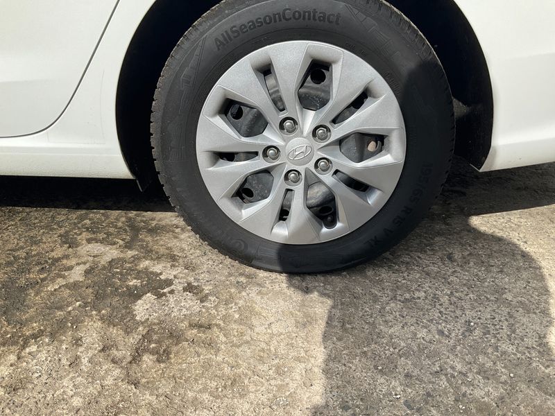 Hyundai i30 1.4 Select 2018 – снимка 5