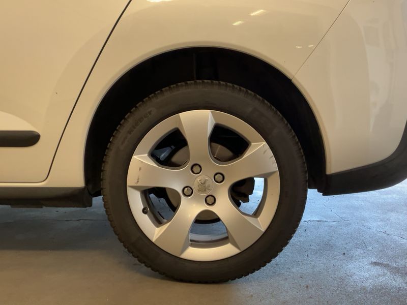 Peugeot 3008 1.6 HDi Active 2011 – снимка 5