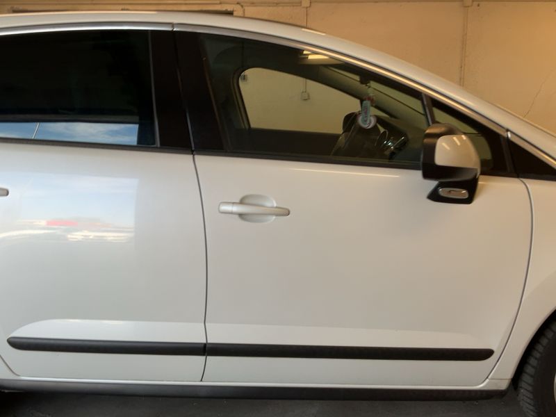 Peugeot 3008 1.6 HDi Active 2011 – снимка 10