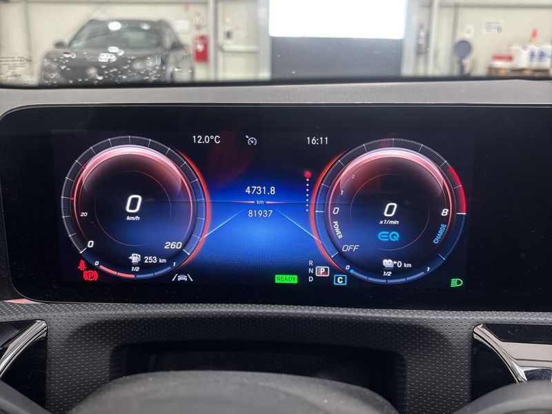 Mercedes-Benz A-Klasse A 250e AMG Line 2022 – снимка 11