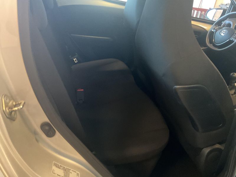 Toyota Aygo 1.0 VVT-i X-Fun 2020 – снимка 19