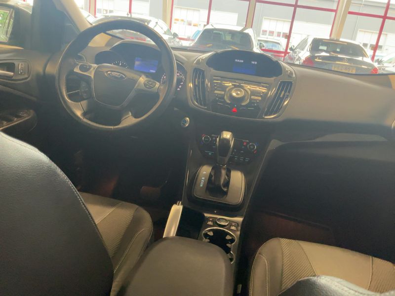 Ford Kuga 2.0 TDCi Titanium 2013 – снимка 18