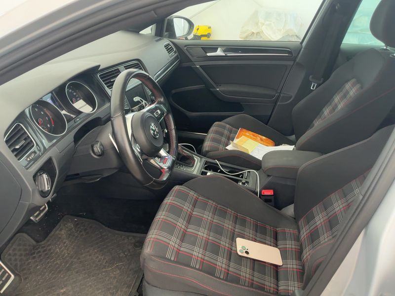 Volkswagen Golf VII 2.0 TFSI GTI "Performance" BlueMotion Tech 2016 – снимка 16