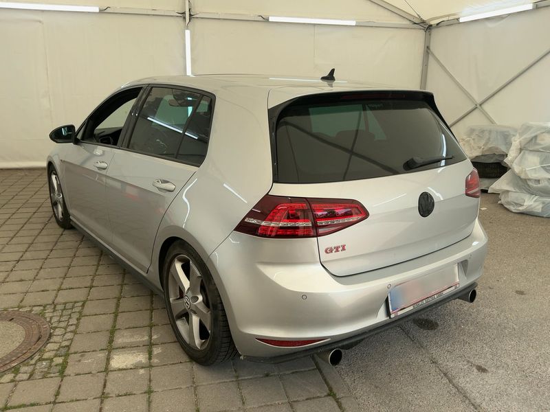 Volkswagen Golf VII 2.0 TFSI GTI "Performance" BlueMotion Tech 2016 – снимка 6