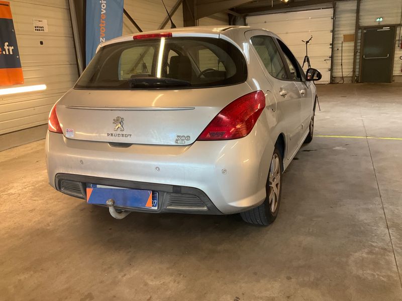 Peugeot 308 1.6 HDi Active 2011 – снимка 2