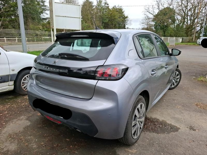 Peugeot 208 1.2 PureTech Active Pack 2023 – снимка 5