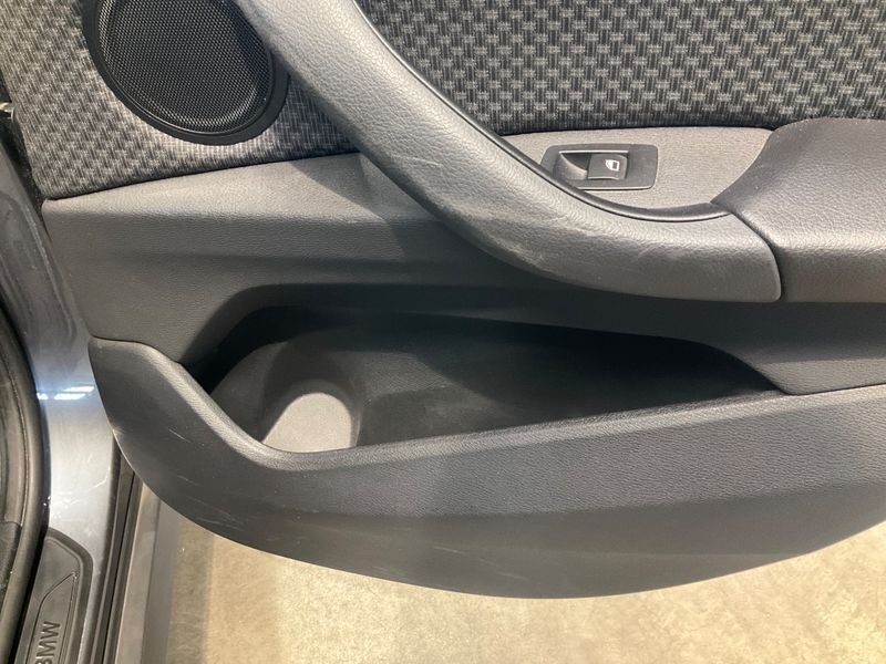 BMW X1 sDrive 18d Advantage 2019 – снимка 22