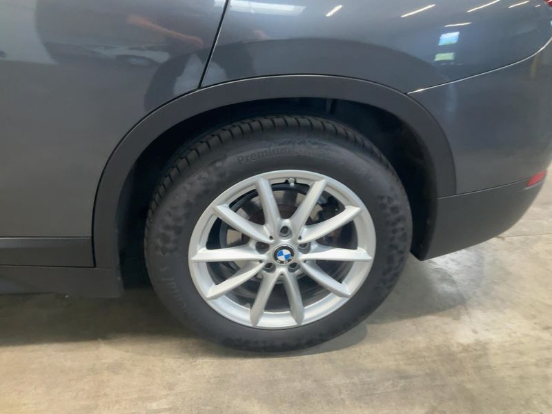 BMW X1 sDrive 18d Advantage 2019 – снимка 5