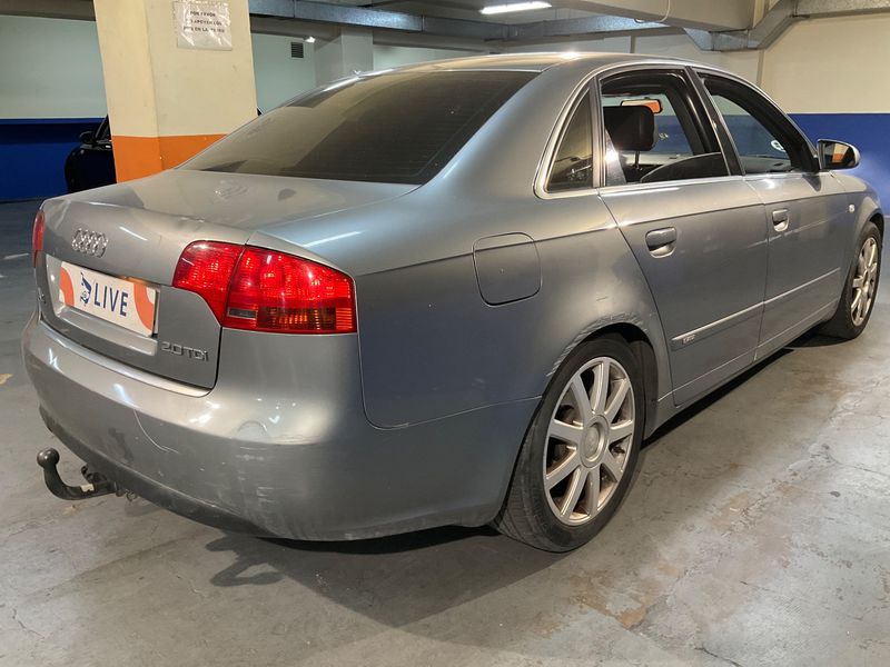 Audi A4 2.0 TDI 2006 – снимка 2