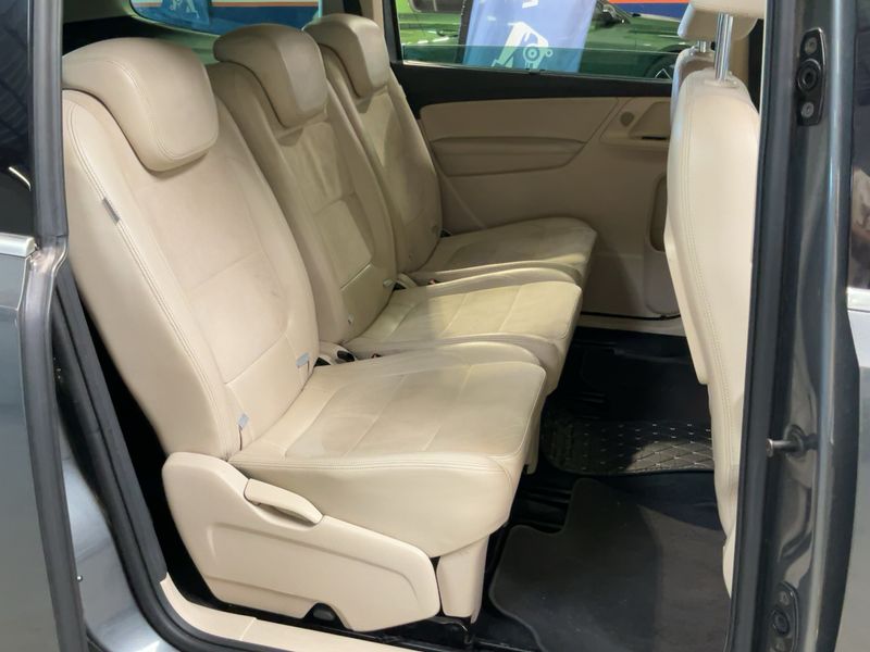 Volkswagen Sharan 2.0 TDI Highline BlueMotion Tech 2011 – снимка 19