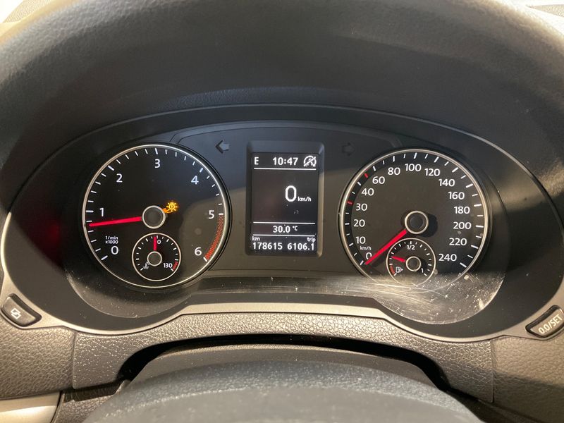 Volkswagen Sharan 2.0 TDI Highline BlueMotion Tech 2011 – снимка 18