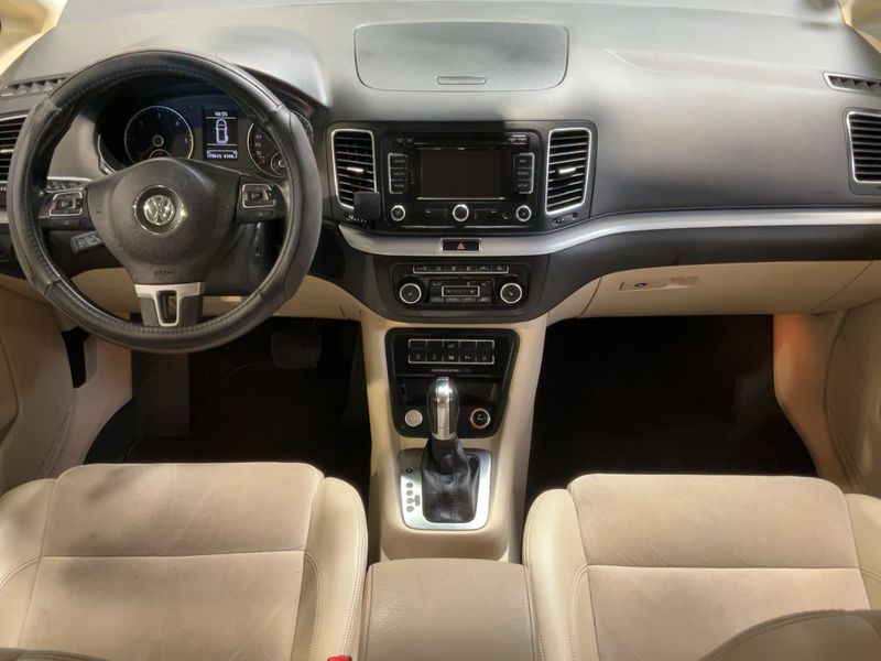 Volkswagen Sharan 2.0 TDI Highline BlueMotion Tech 2011 – снимка 17