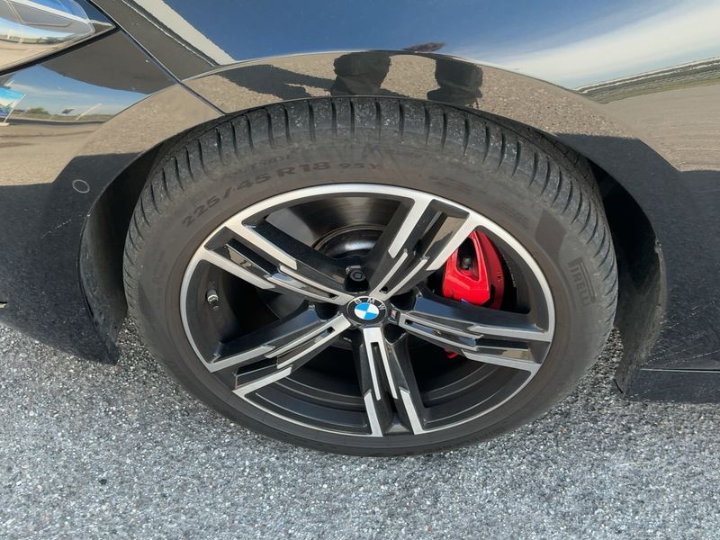 BMW 3er 320d Mild-Hybrid xDrive M Sport 2025 – снимка 3
