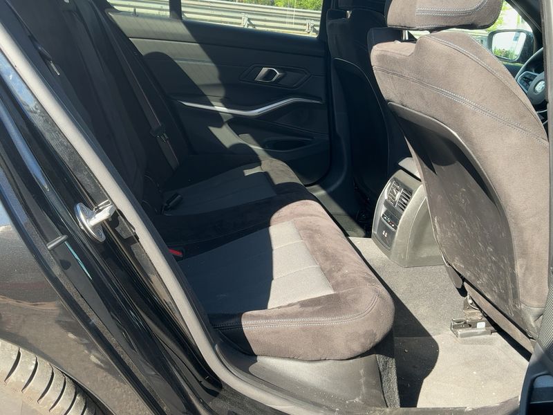 BMW 3er 320d Mild-Hybrid xDrive M Sport 2025 – снимка 19