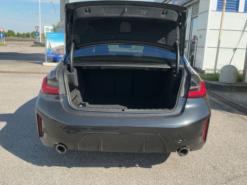 BMW 3er 320d Mild-Hybrid xDrive M Sport 2025 – снимка 15