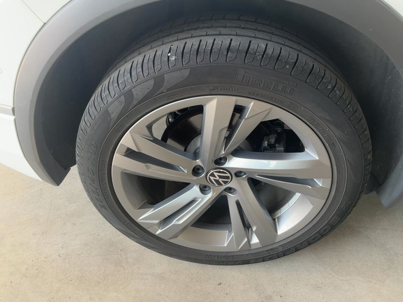 Volkswagen Tiguan 2.0 TDI R-Line 2022 – снимка 9