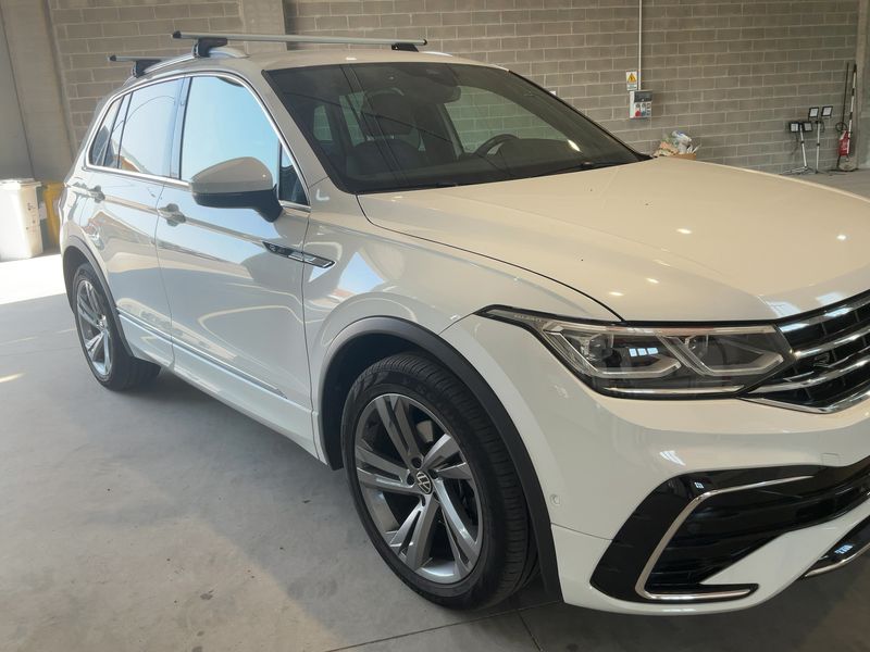 Volkswagen Tiguan 2.0 TDI R-Line 2022 – снимка 12