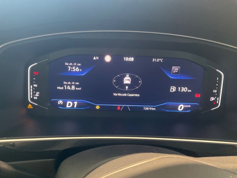Volkswagen Tiguan 2.0 TDI R-Line 2022 – снимка 18