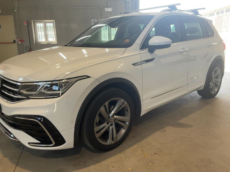 Volkswagen Tiguan 2.0 TDI R-Line 2022 – снимка 2