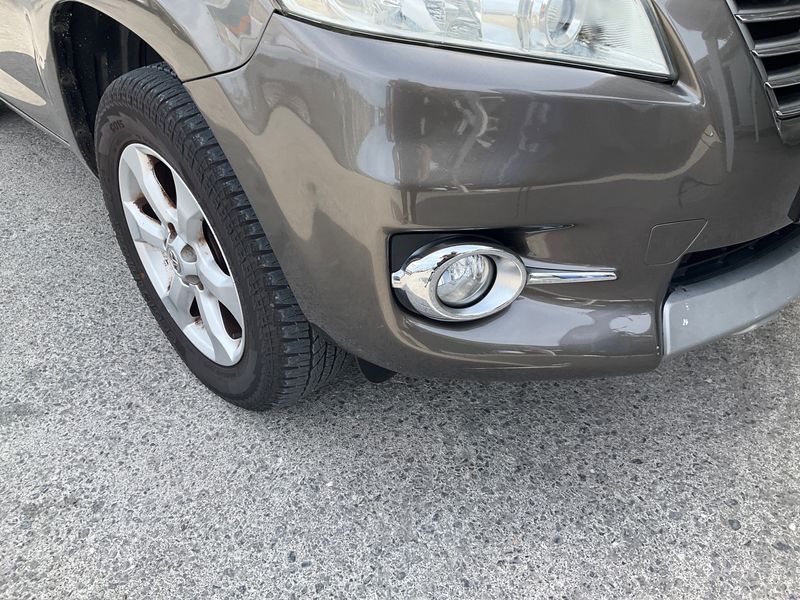 Toyota RAV 4 2.2 D-4D 2011 – снимка 31
