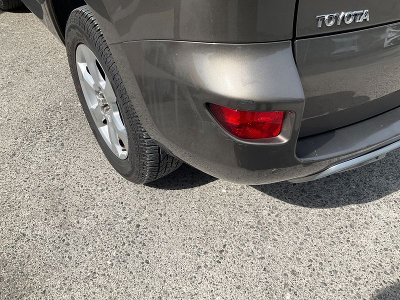 Toyota RAV 4 2.2 D-4D 2011 – снимка 28