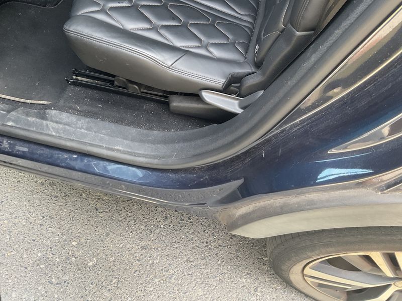 Peugeot 5008 1.5 Blue-HDi Allure 2018 – снимка 24