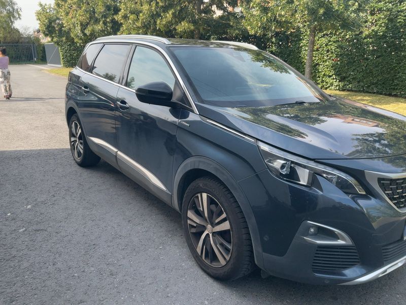 Peugeot 5008 1.5 Blue-HDi Allure 2018 – снимка 12
