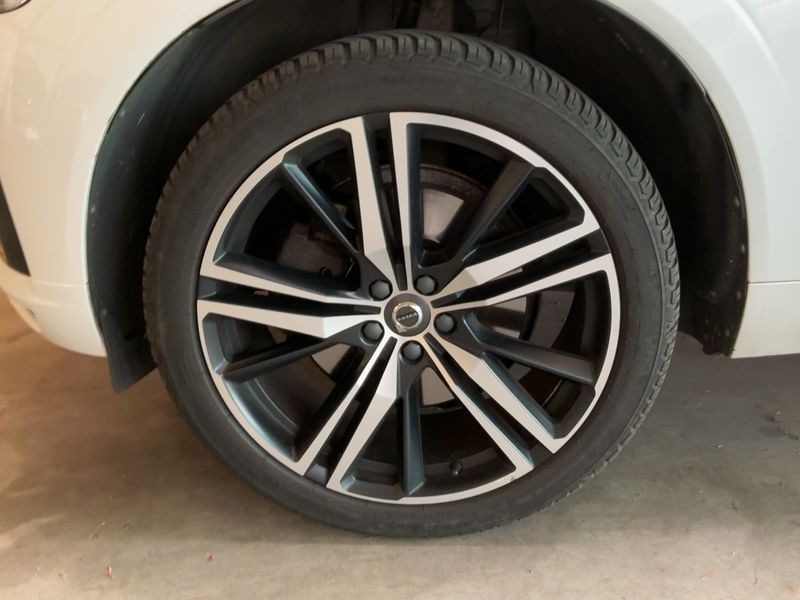Volvo XC60 2.0 D4 R Design AWD 2018 – снимка 3