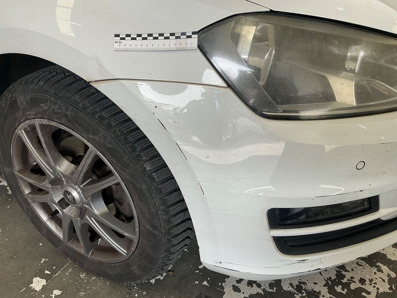 Volkswagen Golf VII 1.2 TSI Comfortline BlueMotion Tech 2014 – снимка 45