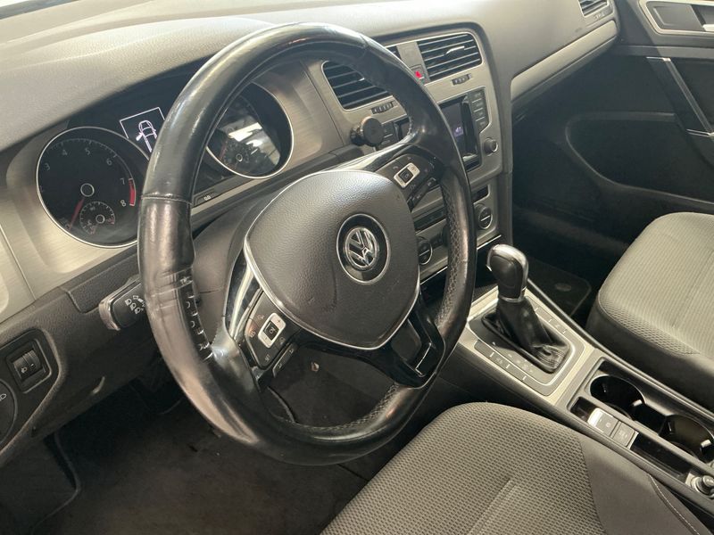 Volkswagen Golf VII 1.2 TSI Comfortline BlueMotion Tech 2014 – снимка 33