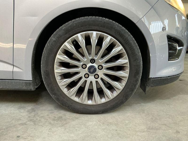 Ford Grand C-Max 1.6 TDCi Titanium 2010 – снимка 11