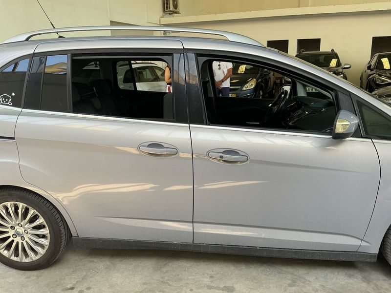Ford Grand C-Max 1.6 TDCi Titanium 2010 – снимка 10