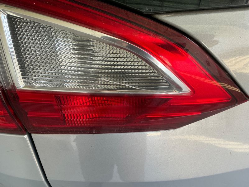 Ford Grand C-Max 1.6 TDCi Titanium 2010 – снимка 32