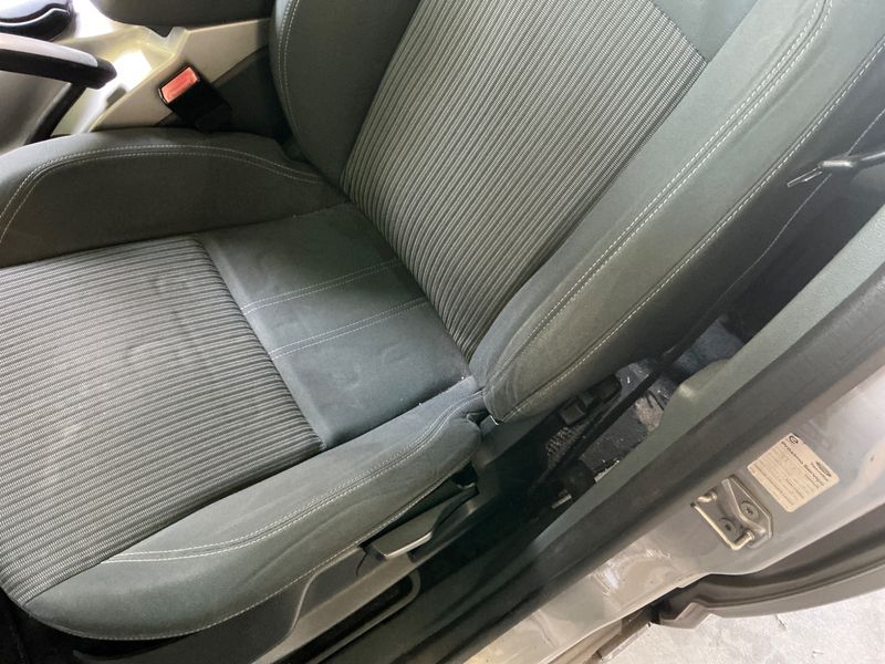 Ford Grand C-Max 1.6 TDCi Titanium 2010 – снимка 24