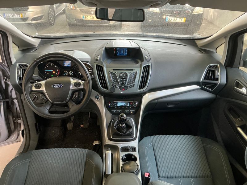 Ford Grand C-Max 1.6 TDCi Titanium 2010 – снимка 17