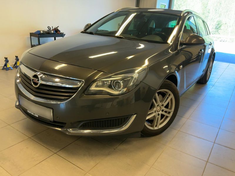 Opel Insignia Sports Tourer 2.0 CDTI Cosmo Pack 2015 – снимка 1