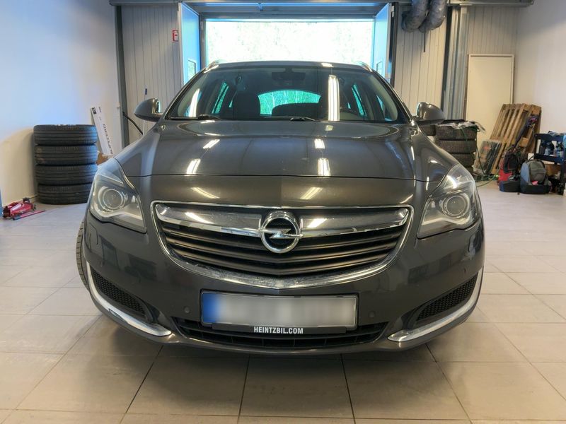 Opel Insignia Sports Tourer 2.0 CDTI Cosmo Pack 2015 – снимка 14