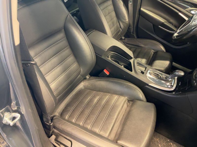 Opel Insignia Sports Tourer 2.0 CDTI Cosmo Pack 2015 – снимка 17