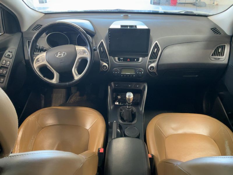Hyundai ix35 2.0 CRDi Premium AWD 2013 – снимка 17