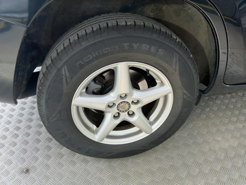 Toyota RAV 4 2.2 D-4D Executive 2011 – снимка 9