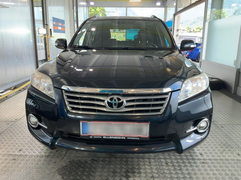 Toyota RAV 4 2.2 D-4D Executive 2011 – снимка 14